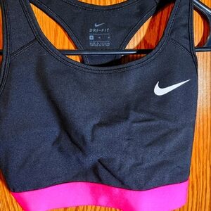 NIKE SPORTS BRA